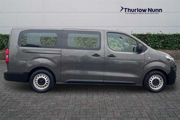 Used Vauxhall Vivaro Life 2022 for sale - 76204294: Photo 2
