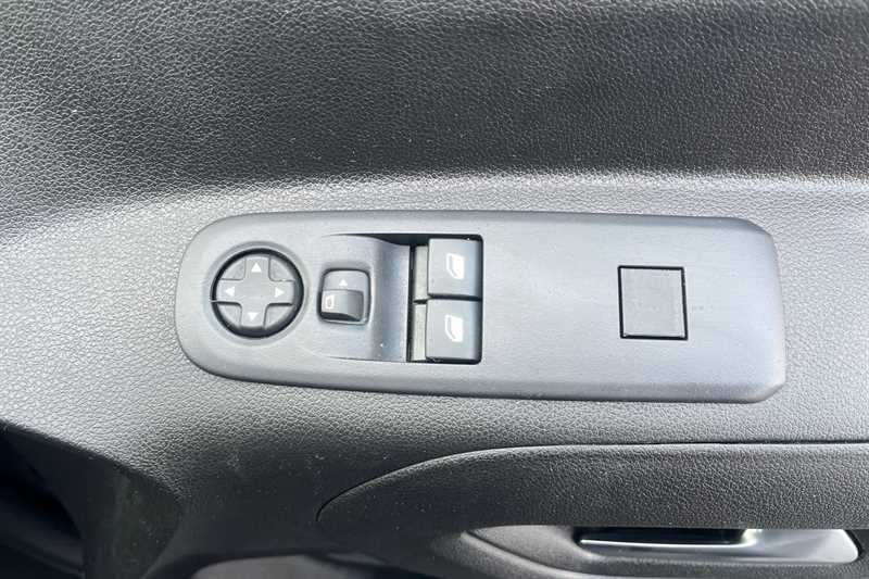 Used Vauxhall Combo Life 2025 for sale - 77472001: Photo 16