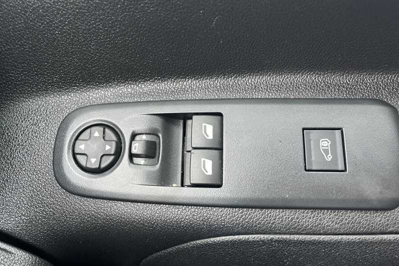 Used Vauxhall Combo 2020 for sale - 77472095: Photo 16