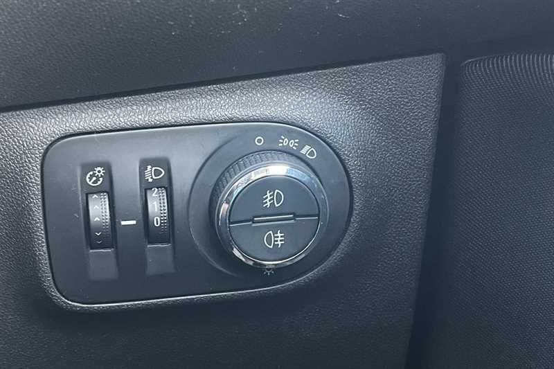 Used Vauxhall Corsa 2017 for sale - 77755861: Photo 36