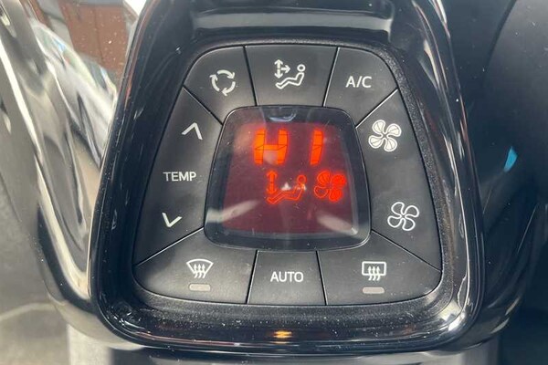 Used Toyota AYGO 2021 for sale - 76204383: Photo 15