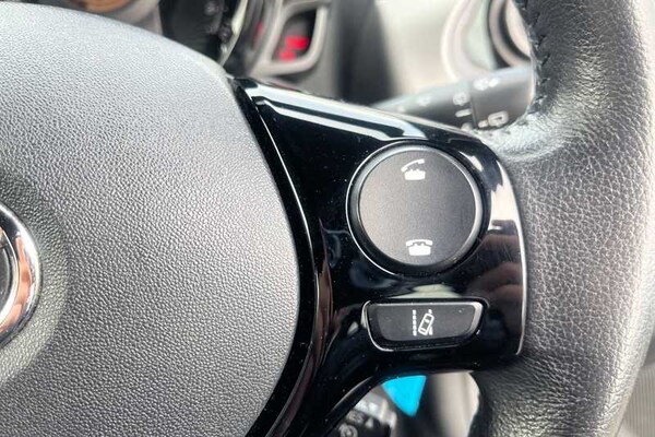 Used Toyota AYGO 2021 for sale - 76204383: Photo 22