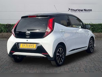Used Toyota AYGO 2021 for sale - 76204383: Photo 3