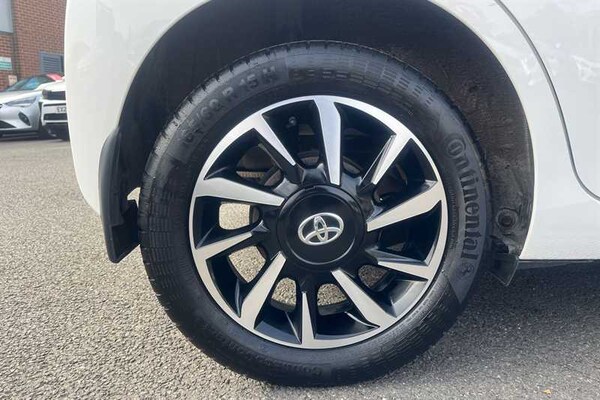 Used Toyota AYGO 2021 for sale - 76204383: Photo 47