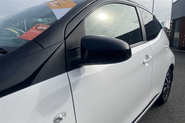 Used Toyota AYGO 2021 for sale - 76204383: Photo 56