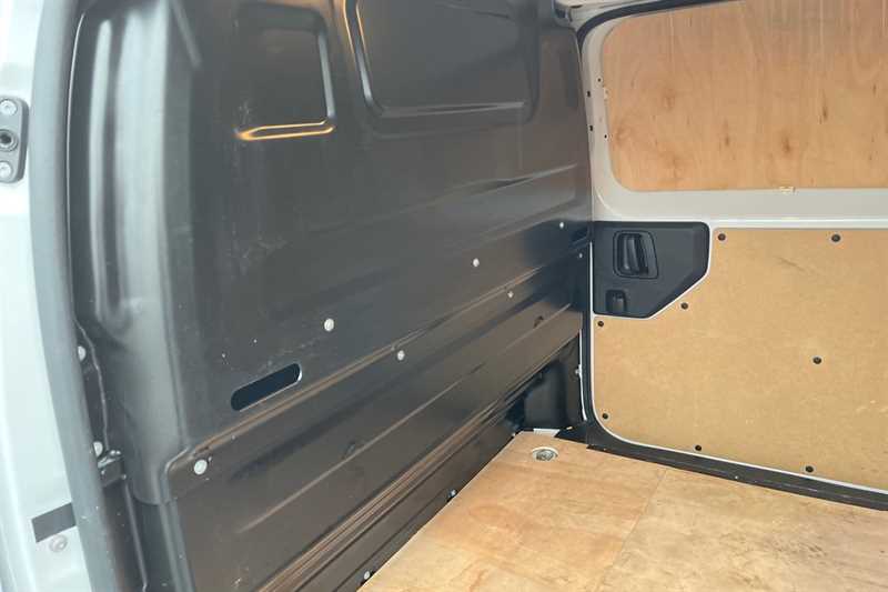 Used Vauxhall Vivaro 2024 for sale - 77512960: Photo 55