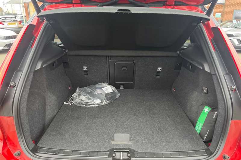 Used Volvo XC40 2022 for sale - 77471652: Photo 24