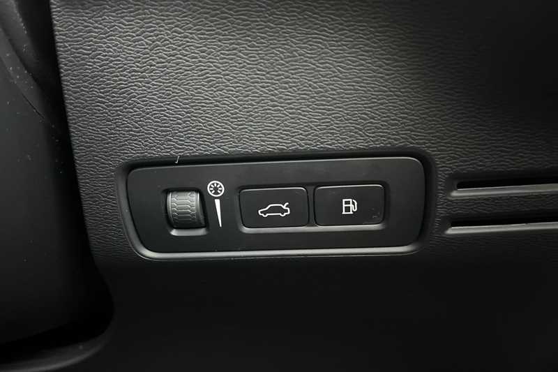 Used Volvo XC40 2022 for sale - 77471652: Photo 28