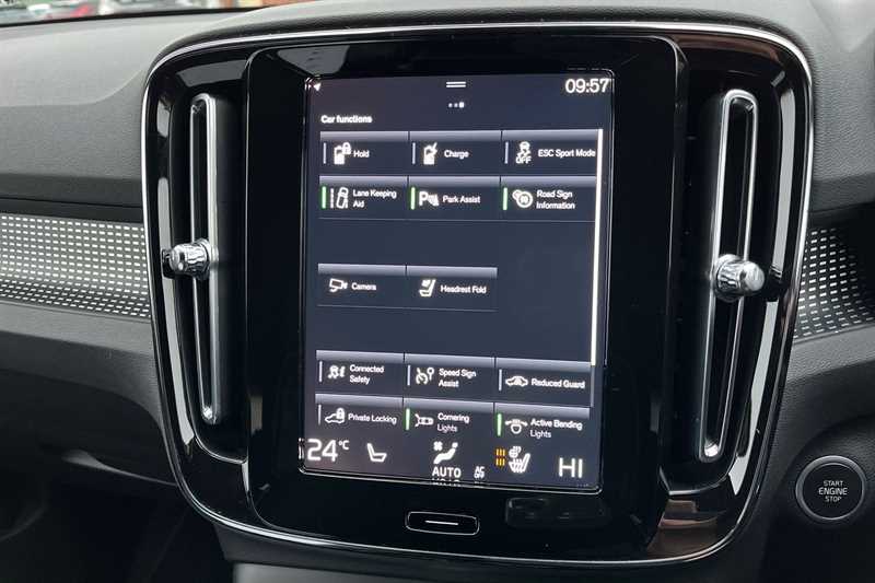 Used Volvo XC40 2022 for sale - 77471652: Photo 30