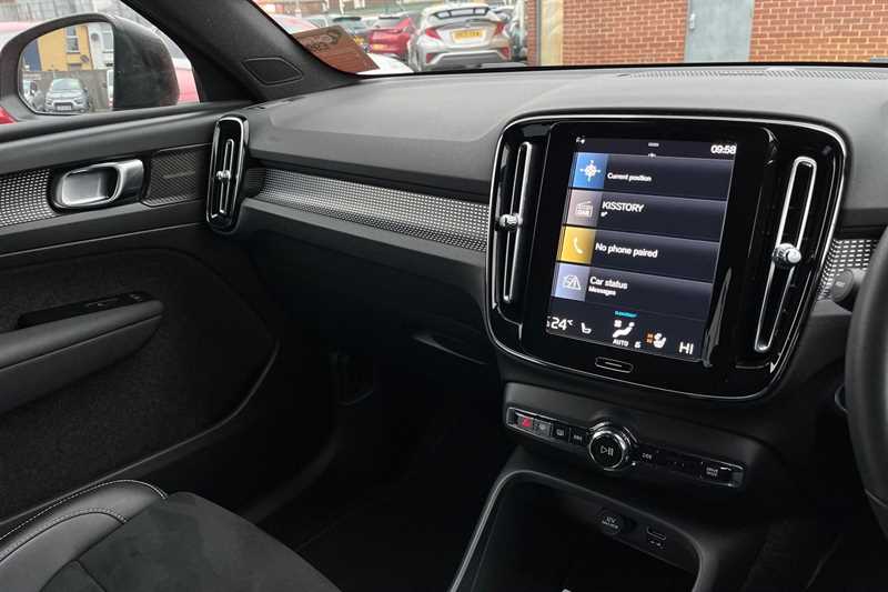 Used Volvo XC40 2022 for sale - 77471652: Photo 35