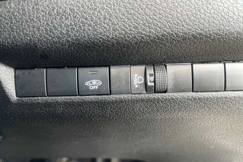 Used Peugeot Expert 2023 for sale - 76420551: Photo 36