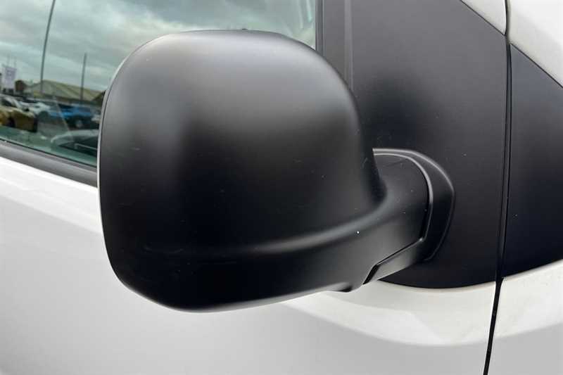 Used Vauxhall Vivaro 2021 for sale - 77307797: Photo 43