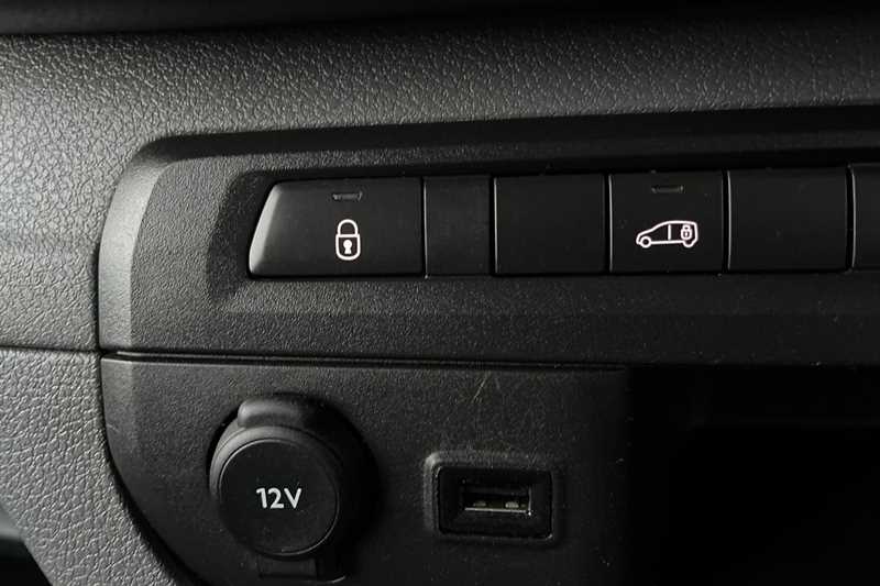 Used Vauxhall Vivaro 2021 for sale - 77307797: Photo 59