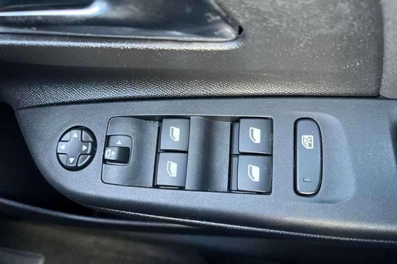 Used Vauxhall Corsa 2023 for sale - 76272702: Photo 16