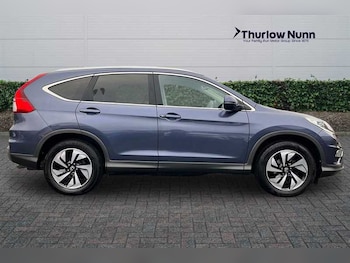 Used Honda CR-V 2017 for sale - 76915308: Photo