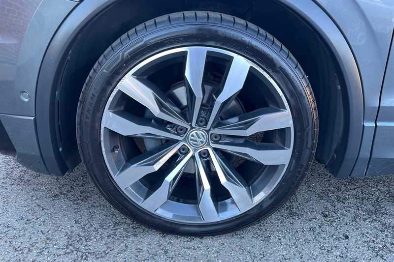 Used Volkswagen Tiguan 2019 for sale - 77010661: Photo 36