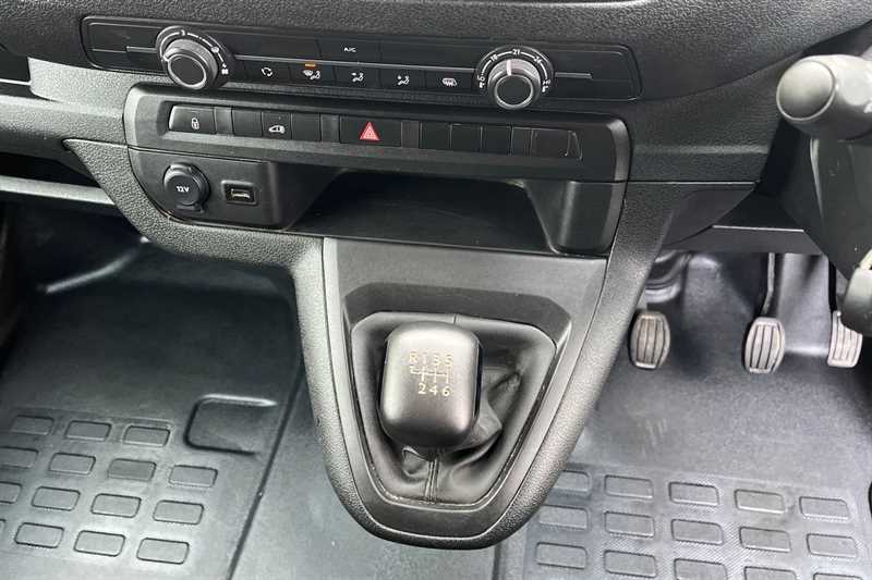 Used Vauxhall Vivaro 2023 for sale - 76420558: Photo 14