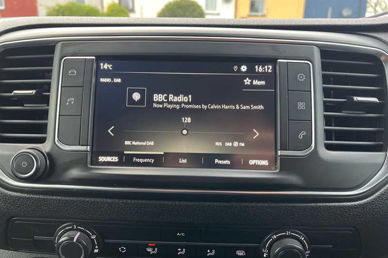 Used Vauxhall Vivaro 2023 for sale - 76420558: Photo 17