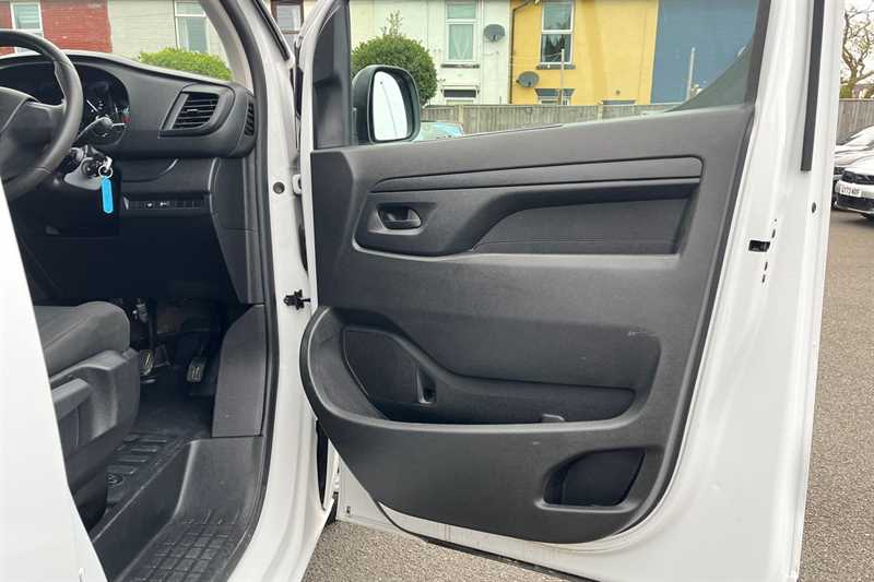 Used Vauxhall Vivaro 2023 for sale - 76420558: Photo 38