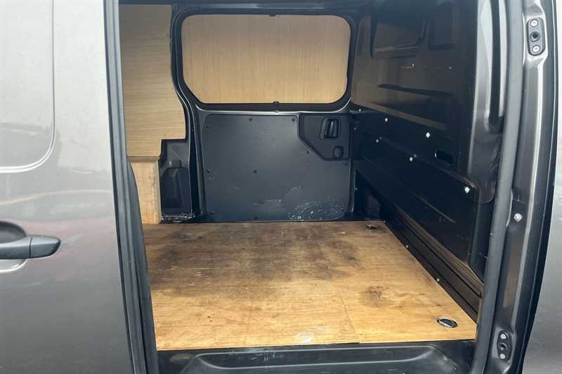 Used Vauxhall Vivaro 2023 for sale - 77471870: Photo 42