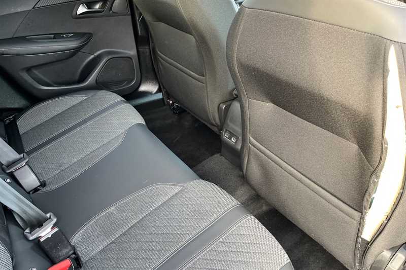 Used Peugeot 2008 2024 for sale - 77471486: Photo 29