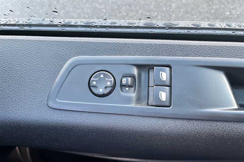 Used Vauxhall Vivaro 2023 for sale - 77513889: Photo 16