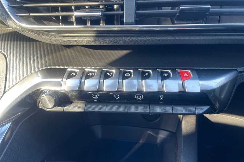 Used Peugeot 3008 2021 for sale - 77927588: Photo 15