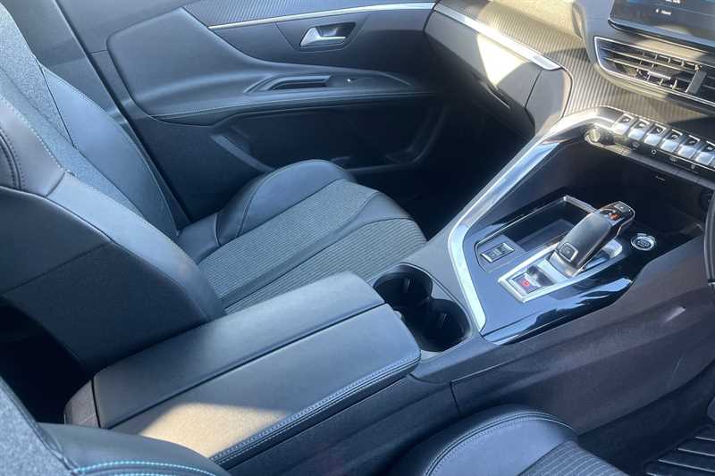 Used Peugeot 3008 2021 for sale - 77927588: Photo 43