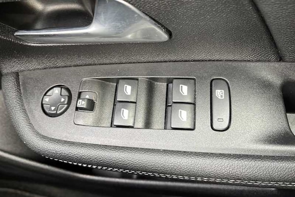 Used Vauxhall Mokka 2023 for sale - 76155345: Photo 16