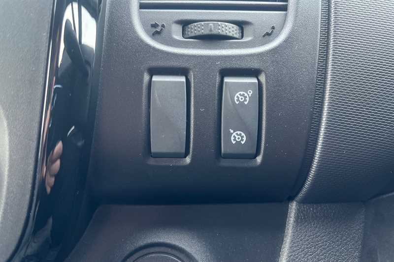 Used Vauxhall Vivaro 2017 for sale - 77146745: Photo 19