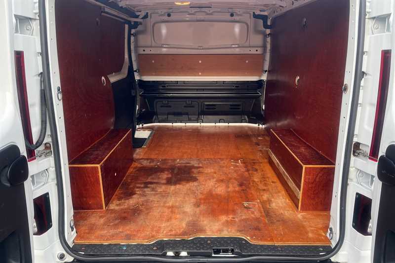 Used Vauxhall Vivaro 2017 for sale - 77146745: Photo 24