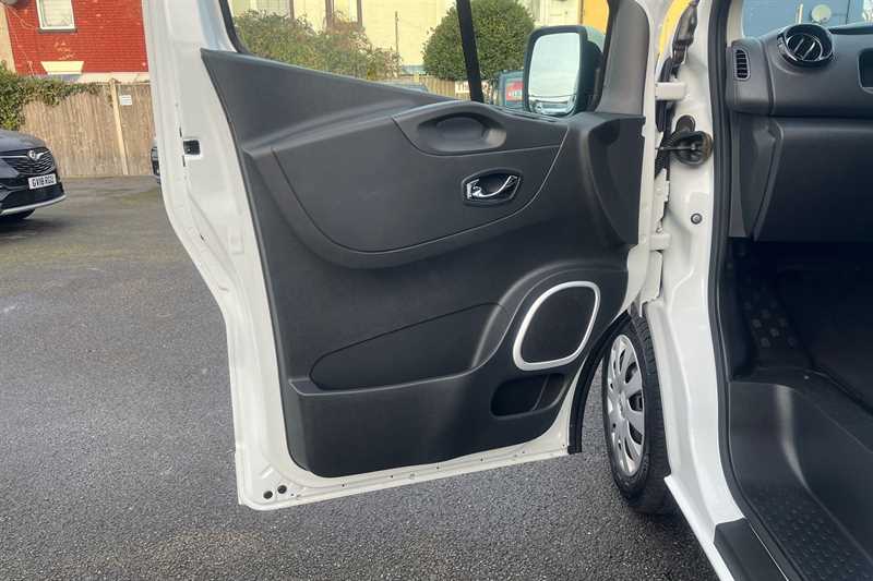 Used Vauxhall Vivaro 2017 for sale - 77146745: Photo 47