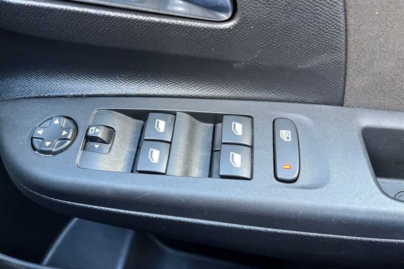 Used Vauxhall Corsa 2023 for sale - 76169043: Photo 16