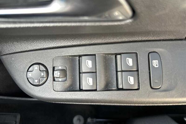 Used Vauxhall Corsa 2023 for sale - 76044645: Photo 16