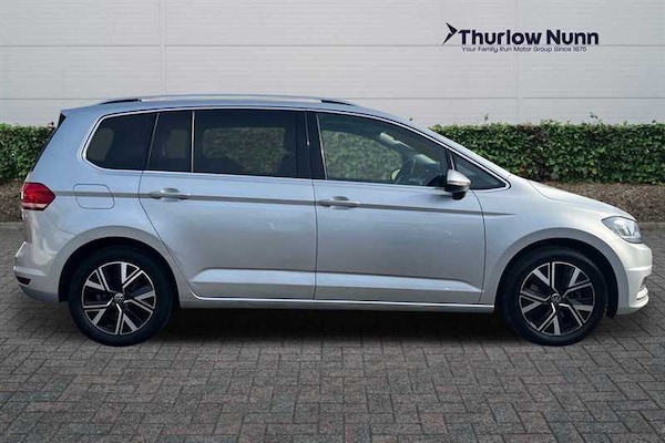 Used Volkswagen Touran 2020 for sale - 76168995: Photo 2