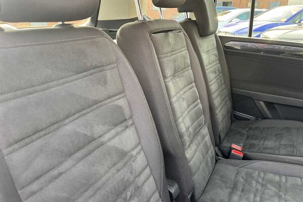 Used Volkswagen Touran 2020 for sale - 76168995: Photo 32
