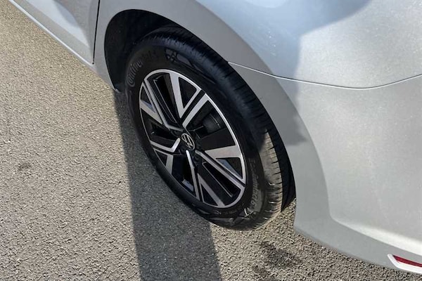 Used Volkswagen Touran 2020 for sale - 76168995: Photo 40