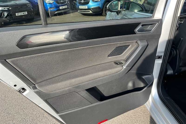 Used Volkswagen Touran 2020 for sale - 76168995: Photo 44