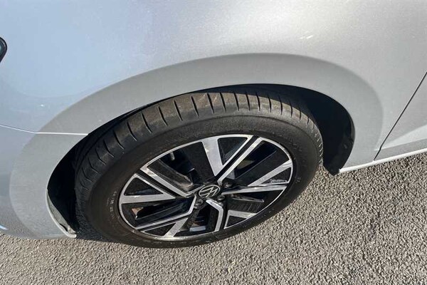Used Volkswagen Touran 2020 for sale - 76168995: Photo 47