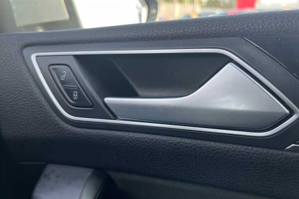 Used Volkswagen Touran 2020 for sale - 76168995: Photo 53