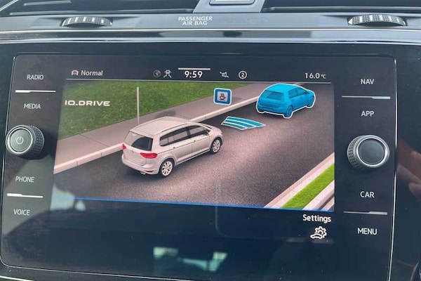 Used Volkswagen Touran 2020 for sale - 76168995: Photo 60