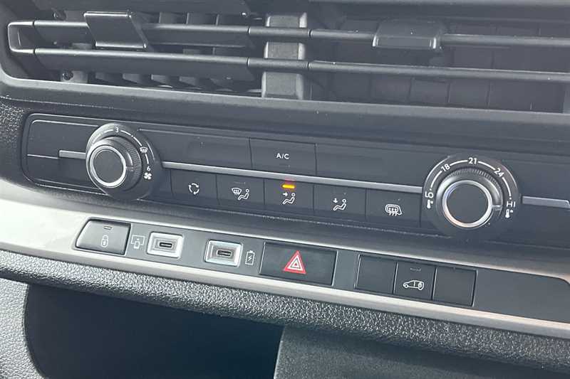 Used Vauxhall Vivaro 2024 for sale - 77471273: Photo 15