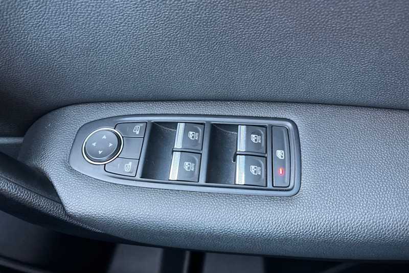 Used Renault Captur 2022 for sale - 77146577: Photo 16