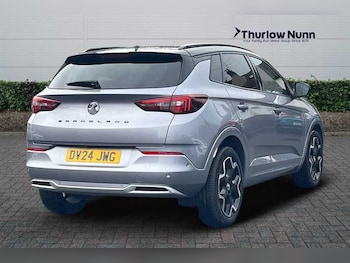 Used Vauxhall Grandland 2024 for sale - 76169004: Photo 3