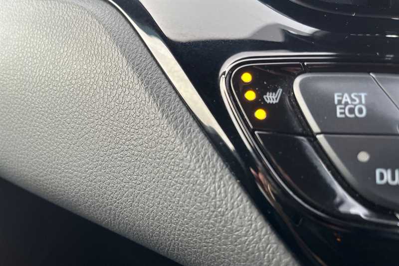 Used Toyota C-HR 2021 for sale - 77471247: Photo 46