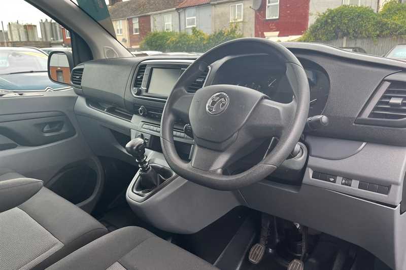 Used Vauxhall Vivaro 2022 for sale - 76420559: Photo 10