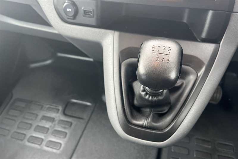 Used Vauxhall Vivaro 2022 for sale - 76420559: Photo 14