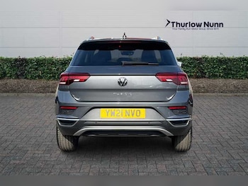 Used Volkswagen T-Roc 2021 for sale - 77927601: Photo