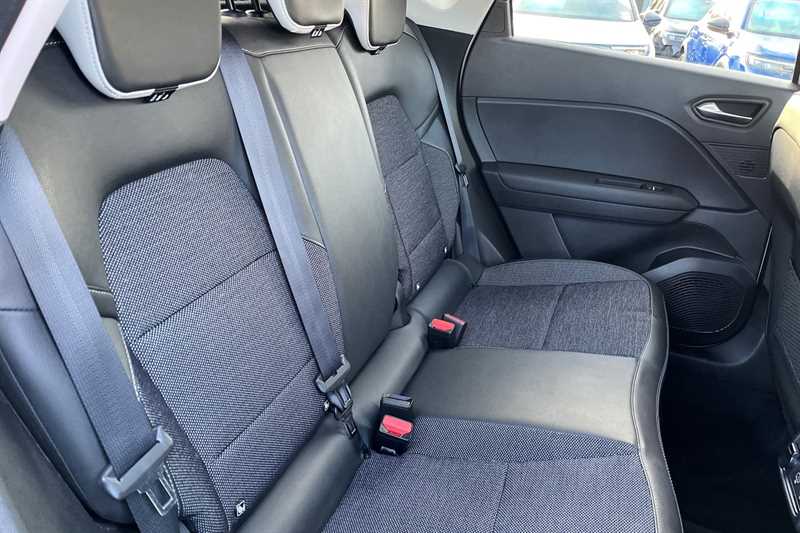 Used Renault Captur 2022 for sale - 77471162: Photo 36