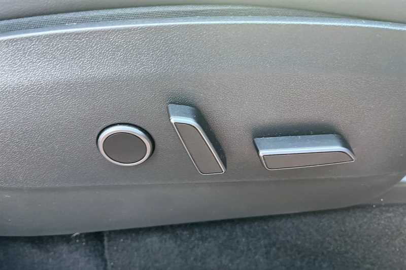 Used Tesla Model Y 2022 for sale - 76217425: Photo 42